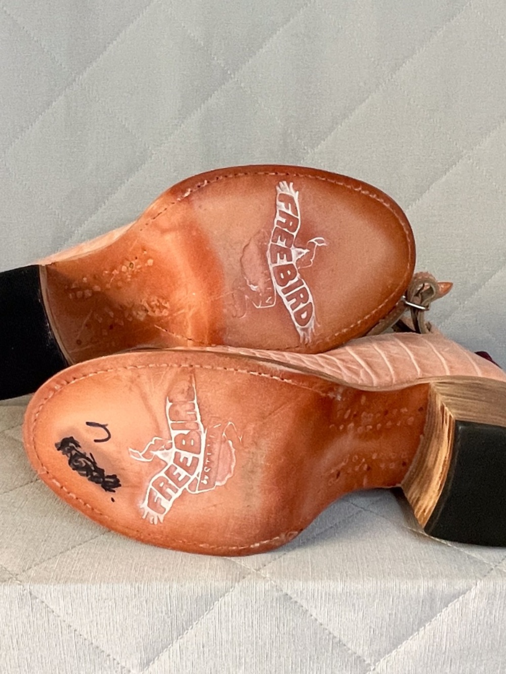 Freebird By Steven Randi In Pink Croco - Like New - Size 6 - Marker on Sole - Picture 9 of 12